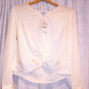 NWT) Express cream front knot blouse, small